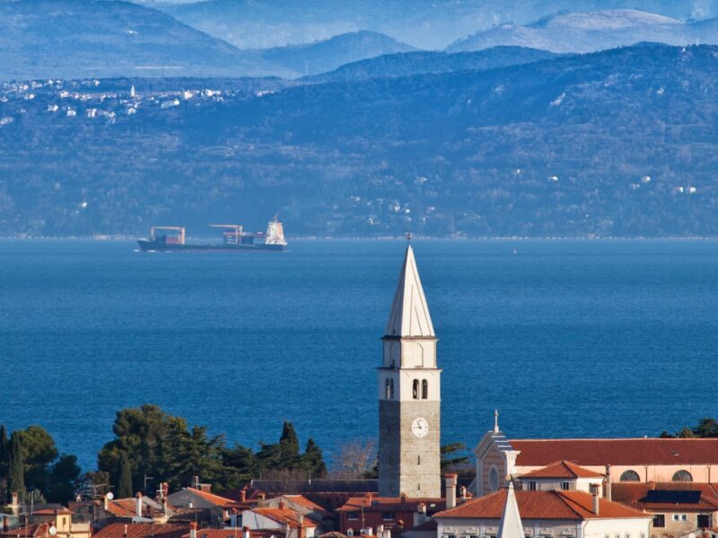 F002520-2_izola_jost_gantar_orig_jpg-photo-m